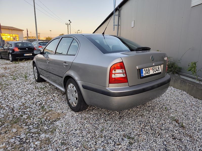 Škoda Octavia TOUR, 1.6i - LPG, ČR - fotka 4 z 14