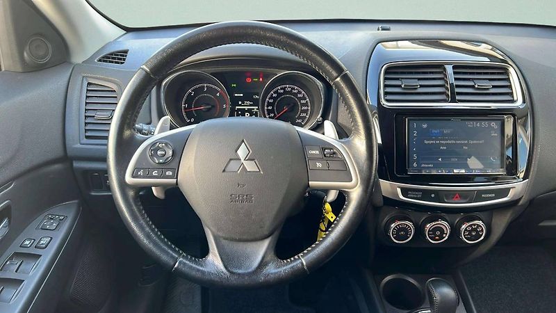 Mitsubishi ASX 2.2 Di-D (110kW) 4WD AT6/8234 - fotka 15 z 50