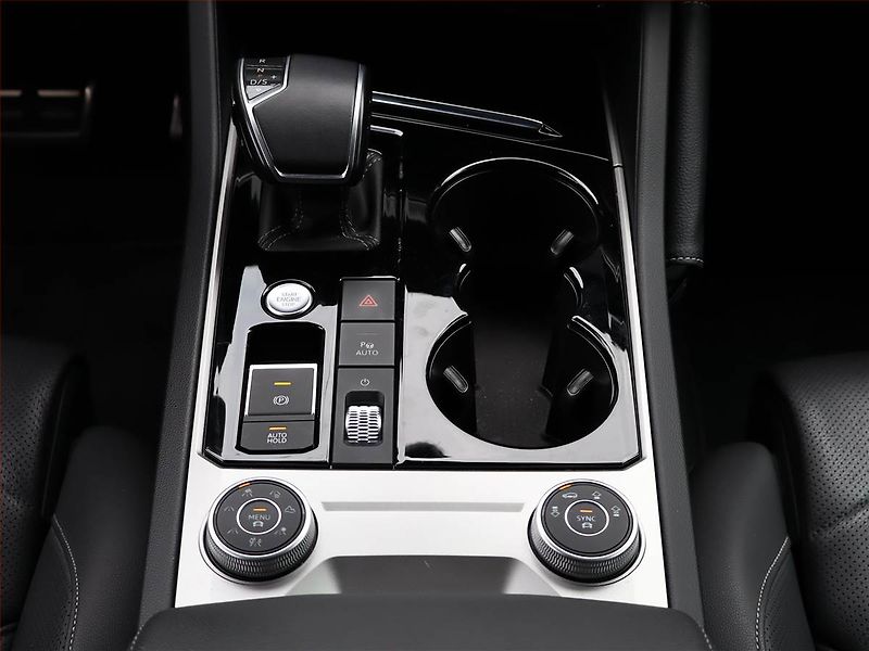 Volkswagen Touareg (2020) 3.0 TDI - fotka 23 z 24