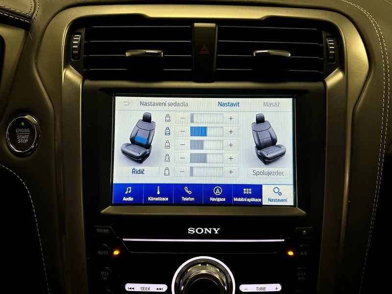 Ford Mondeo (2020) 2.0 187ps Hybrid ecvT VIGNALE  - fotka 30 z 40
