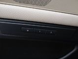 BMW Řada 5 (2012) 530d xDrive, 4X4, Automat - náhled 18