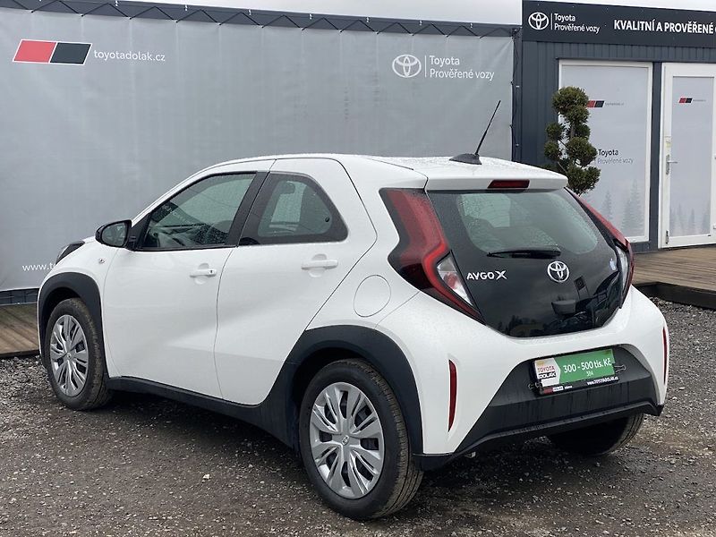 Toyota Aygo 1.0i, ČR-1m, Comfort, +kola - fotka 5 z 8