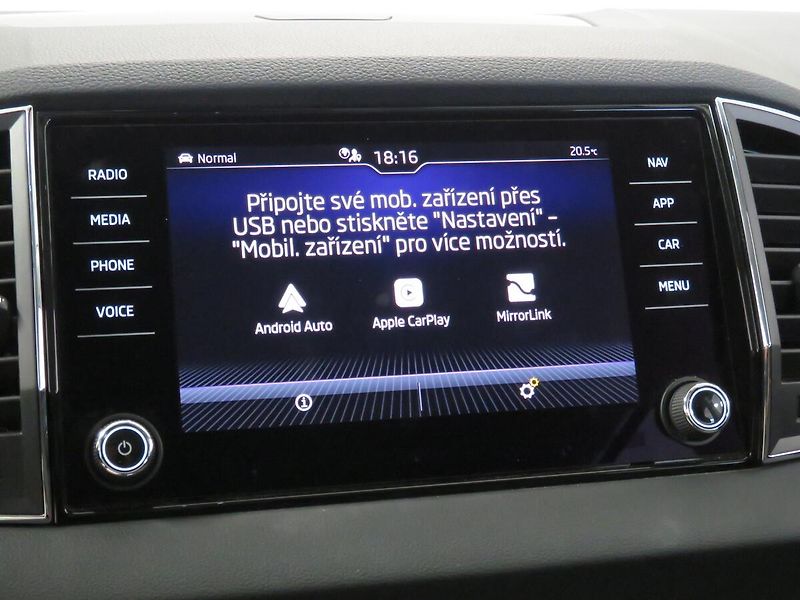 Škoda Karoq - fotka 20 z 25