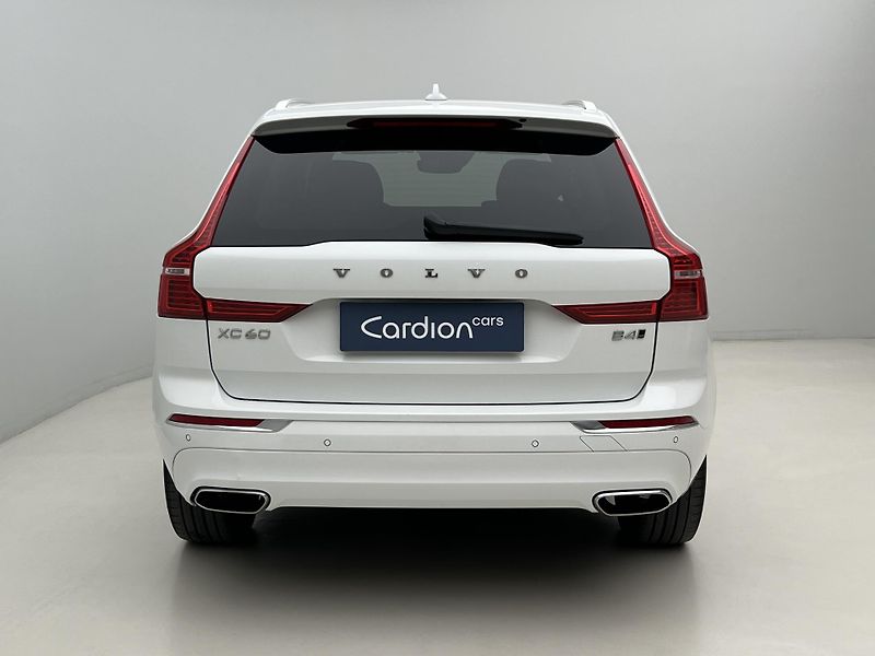 Volvo XC60 B4 AWD INSCRIPTION AUT 1.maj. - fotka 11 z 39
