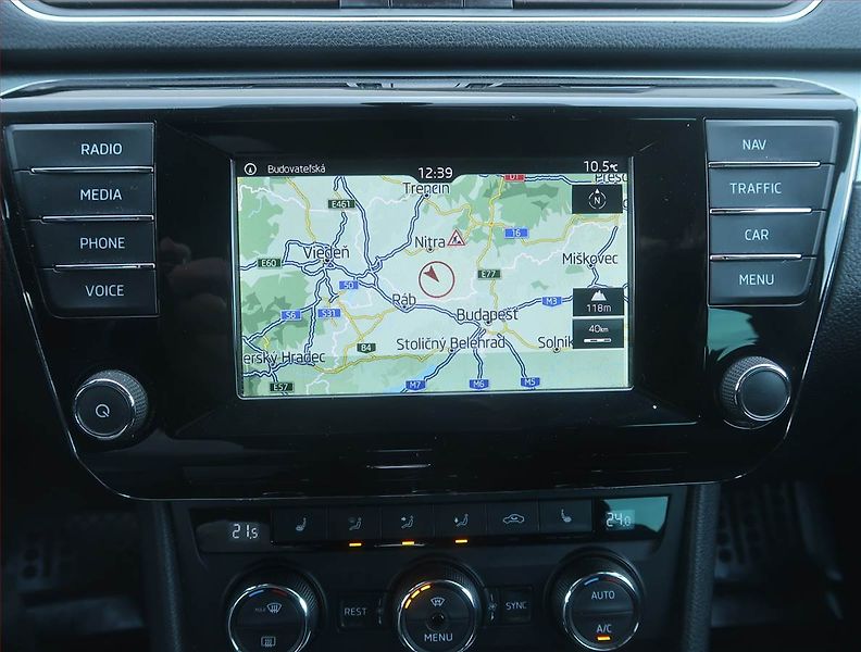 Škoda Superb (2016) Ambition 1.6 TDI, Automat - fotka 15 z 18