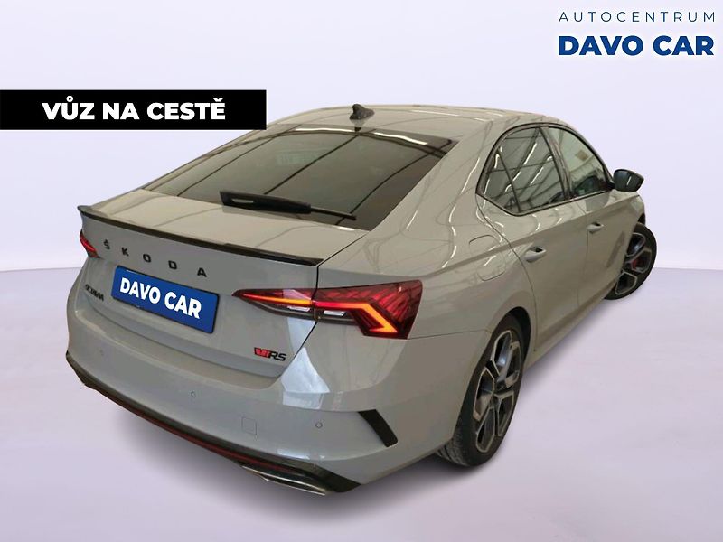 Škoda Octavia 2,0 TSI RS 180kW DSG CZ 1.Maj - fotka 2 z 10