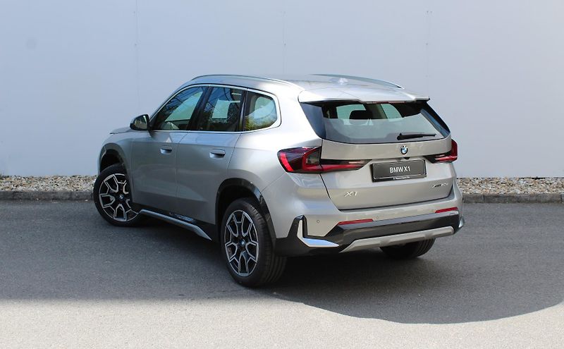 BMW X1 xDrive20d - fotka 5 z 14