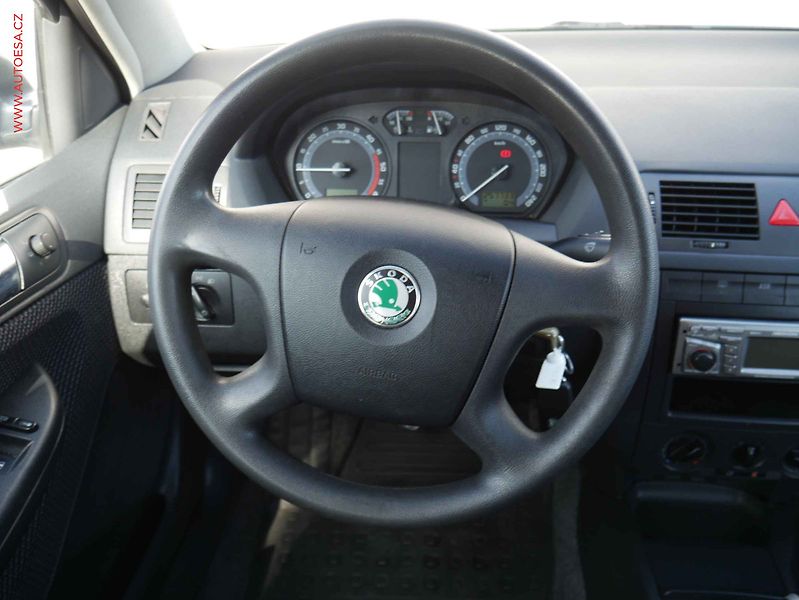 Škoda Fabia (2006) 1.9 TDi, 2.maj,ČR, AC, tažné - fotka 12 z 16
