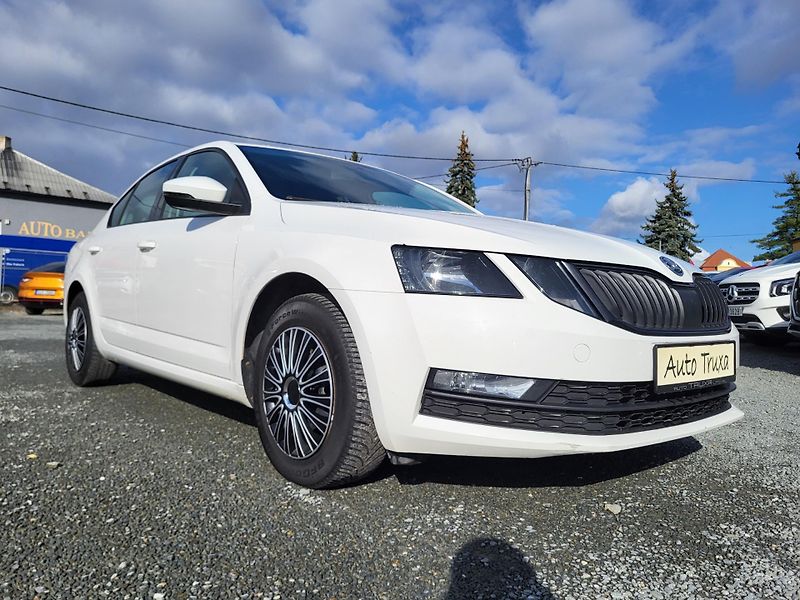 Škoda Octavia 2.0 TDi 110kW AMBITION - fotka 30 z 43