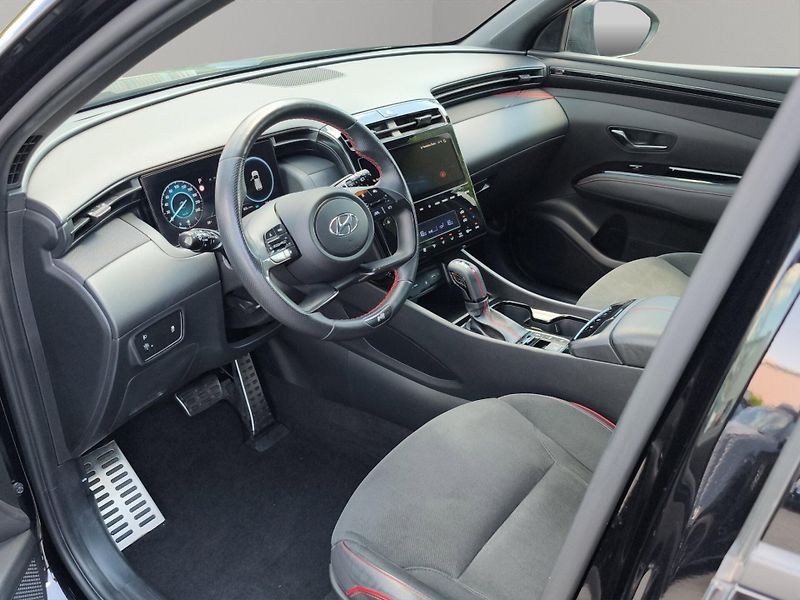 Hyundai Tucson (2022) N-line 1.6 T-GDI MHEV 110kW, Č - fotka 25 z 28