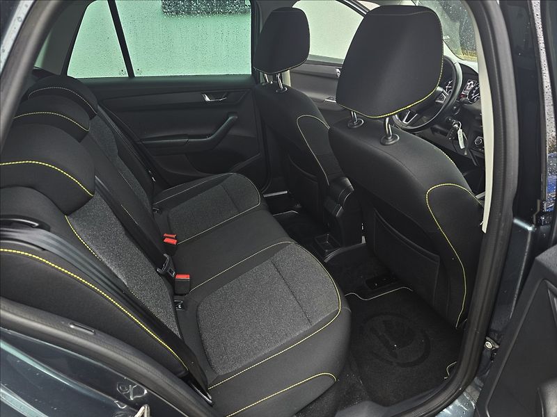 Škoda Fabia III 1,0 MPi55 KW Soleil - fotka 31 z 43