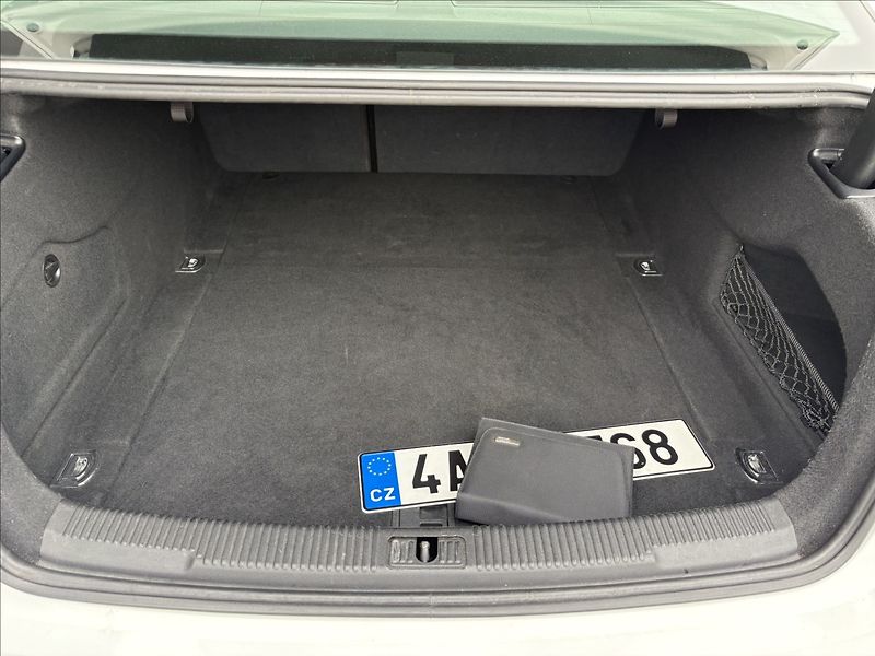Audi A6 3,0 160 kw ČR 4x4 serviované - fotka 20 z 29