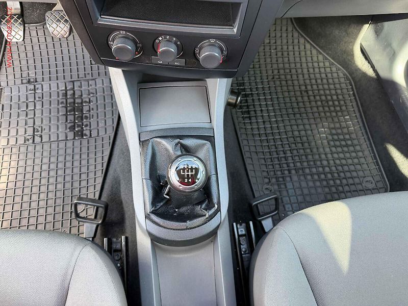 Seat Ibiza (2006) 1.2i, ČR - fotka 16 z 16