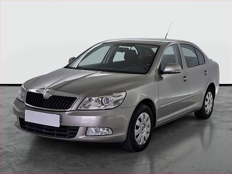 Škoda Octavia (2009) Ambiente 1.6 TDI, po STK - fotka 2 z 14