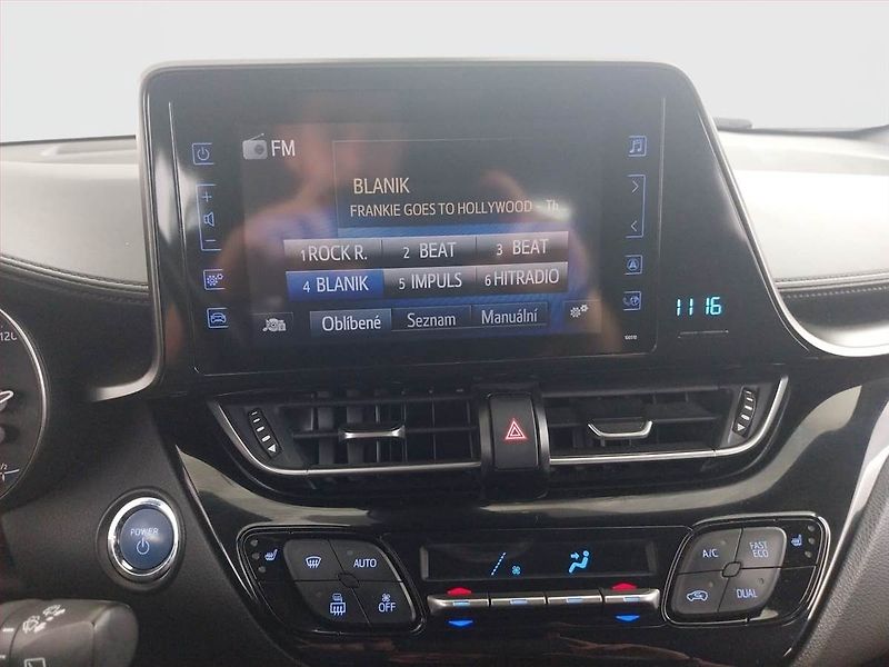 Toyota C-HR (2018) 1.8 Hybrid - fotka 12 z 24