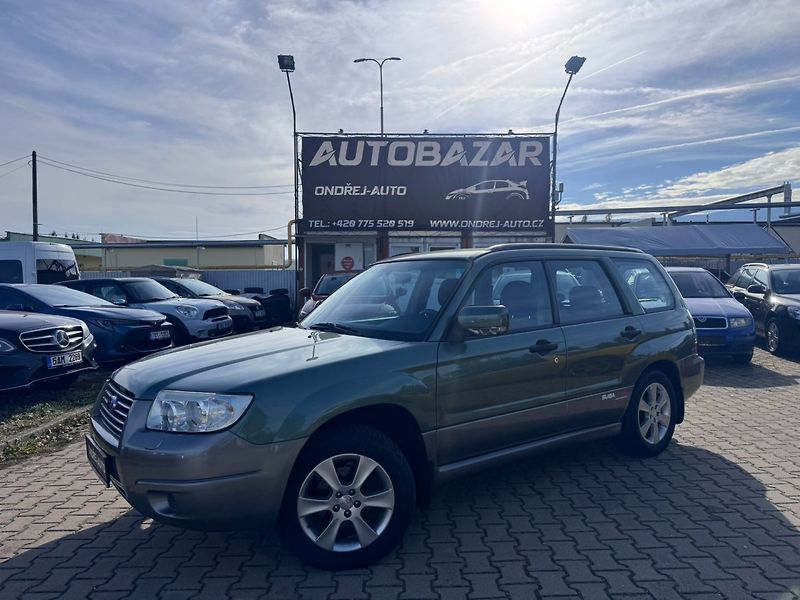 Subaru Forester (2005) 4X4 2,0i 116 KW TAŽNÉ - fotka 1 z 43