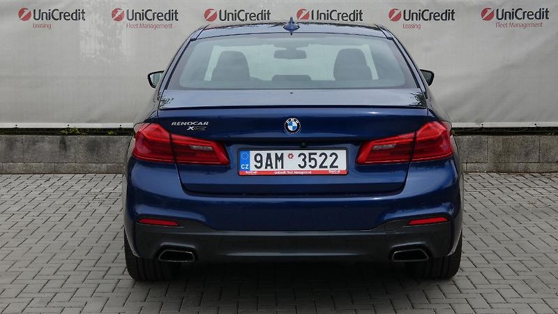 BMW Řada 5 540d xDrive M Sport - fotka 4 z 26