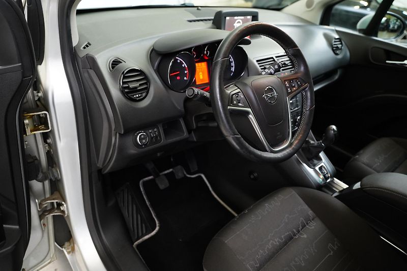 Opel Meriva - fotka 5 z 6