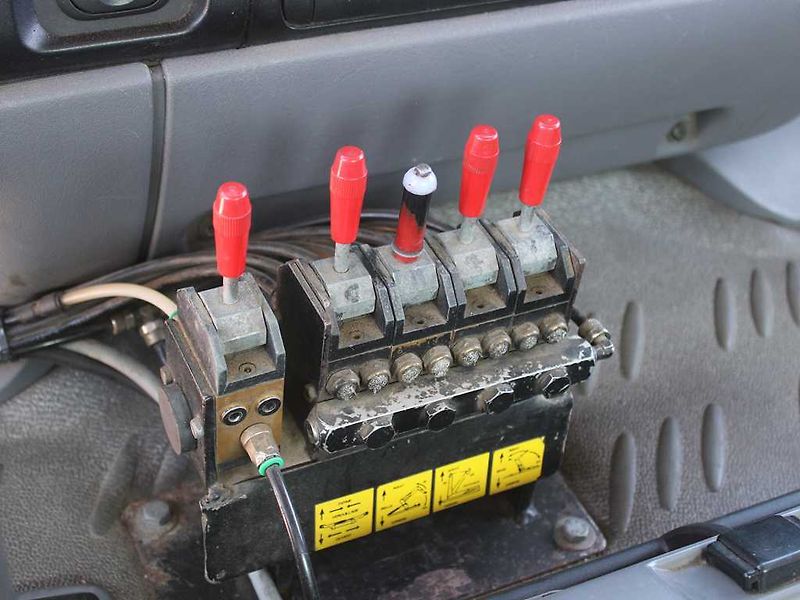 Renault Premium D370.18 PV4X2-40, EURO 3, KAME - fotka 14 z 22