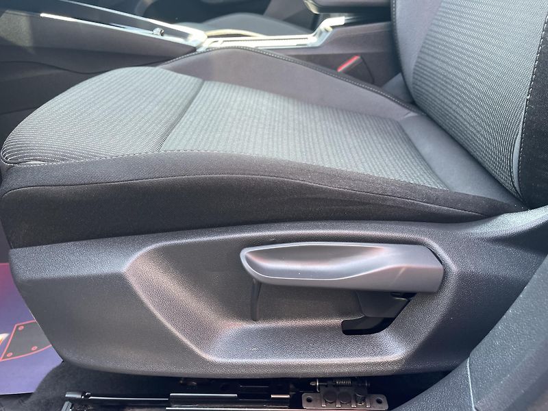 Škoda Octavia 1.5TSi DSG NEHAVAROVÁNO-DPH-ČR - fotka 32 z 46
