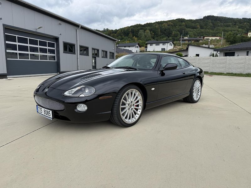 Jaguar XKR COUPE - fotografie inzerátu