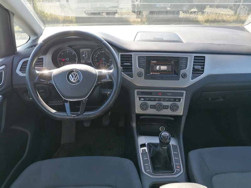 Volkswagen Golf Sportsvan (2015) 1.6 TDi 81kW Digi.Klima,Výhřev - fotka 6 z 16