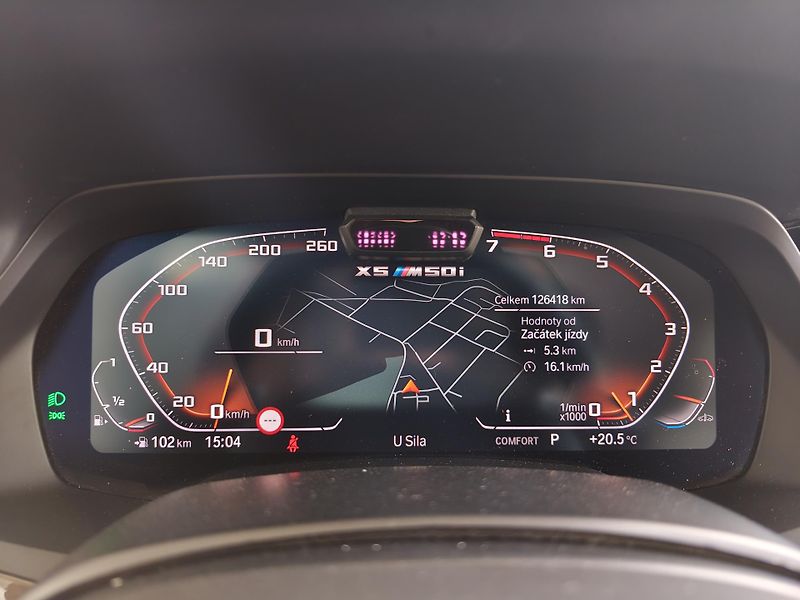BMW X5 (2021) M50i 390kW xDrive - fotka 30 z 30