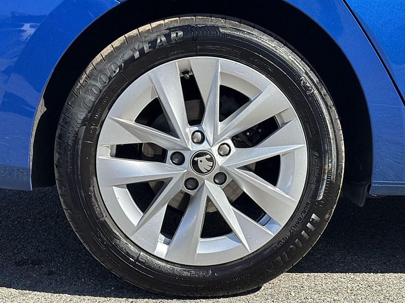 Škoda Octavia (2025) Combi 2.0 TDI DSG Top Selectio - fotka 31 z 35