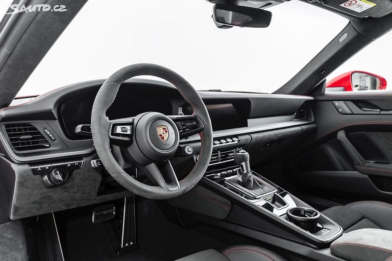 Porsche 911 GT3 992.2 facelift, PDK - fotka 5 z 40