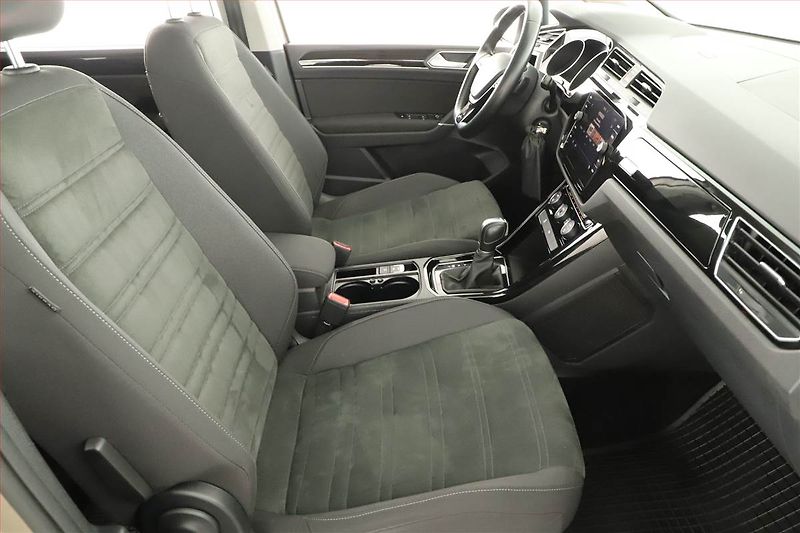 Volkswagen Touran (2018) 1.4 TSI, Automat, Tempomat - fotka 7 z 20