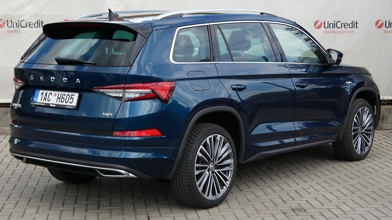 Škoda Kodiaq 2,0 TSI 140 kW L&K 4x4 DSG - fotka 3 z 26