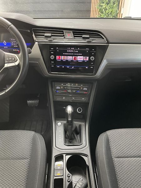 Volkswagen Touran 1.5 TSi 110 kW REZERVACE  - fotka 22 z 25