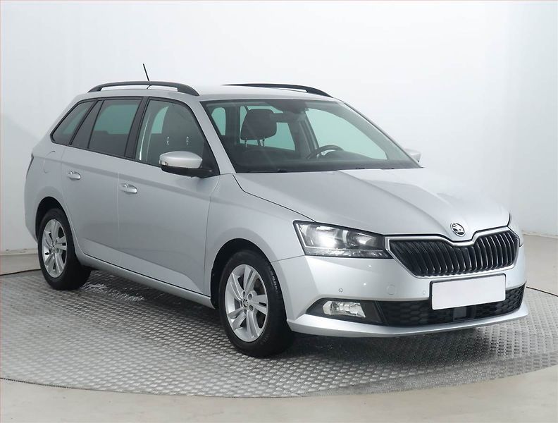 Škoda Fabia (2022) 1.0 TSI, ČR,1.maj, Serv.kniha - fotka 1 z 17