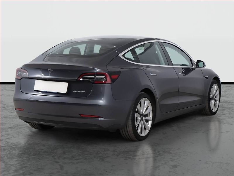 Tesla Model 3 (2019) Long Range 4WD 78kWh, SoH 83% - fotka 5 z 21