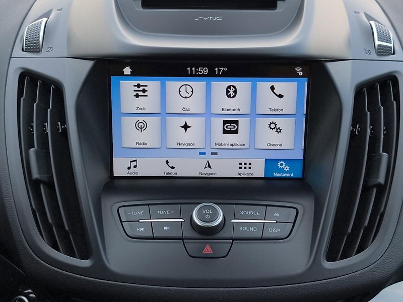 Ford Kuga (2018) TITANIUM 88kW, ČR, 1. Maj., Se - fotka 18 z 23