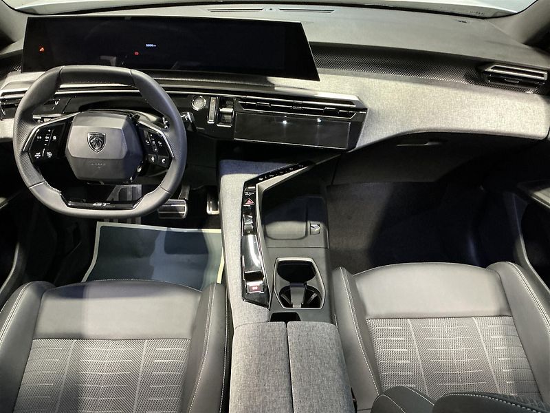 Peugeot 3008 EL GT 360 ACC Asistence Taž - fotka 10 z 18