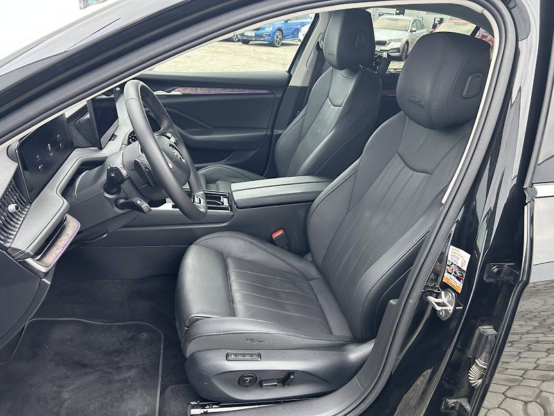 Škoda Superb L&K 7DSG 2,0TDI - fotka 6 z 26