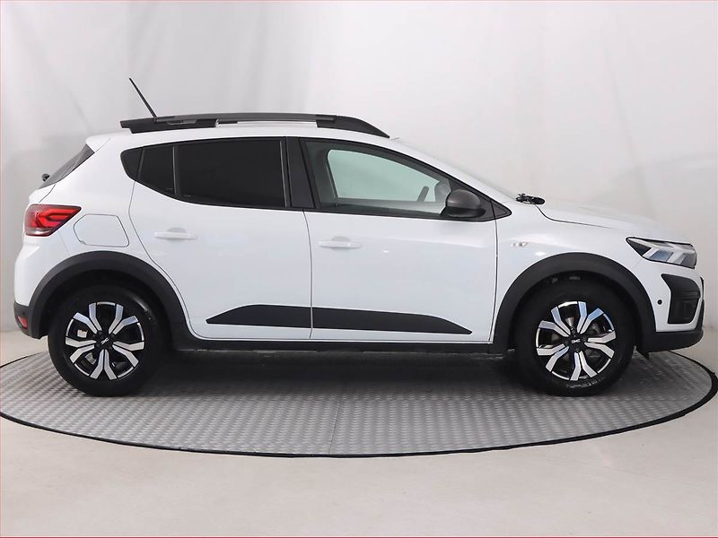 Dacia Sandero (2023) 1.0 TCe, LPG, Serv.kniha - fotka 6 z 20