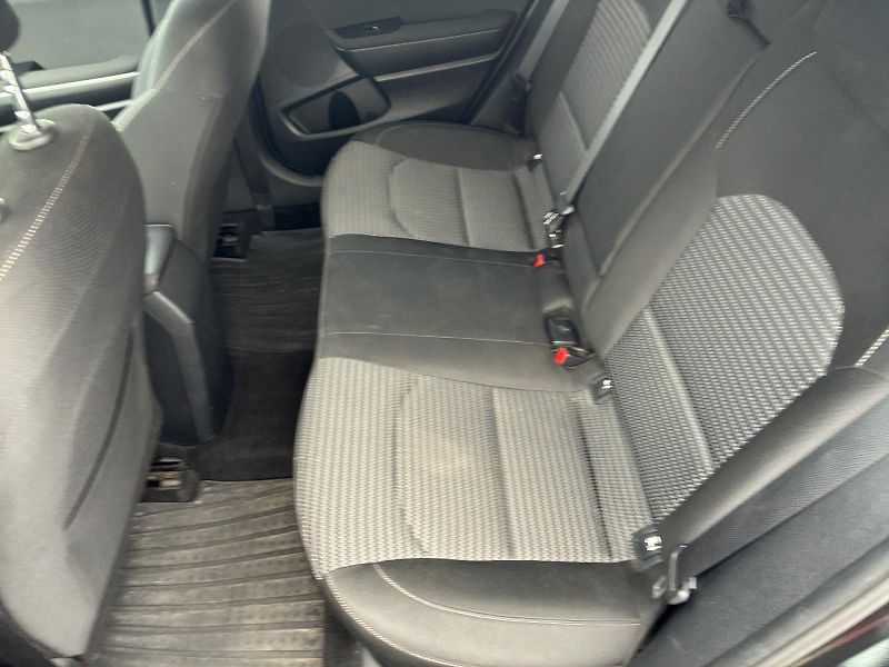 Kia Ceed (2022) TOP 1.5T-GDI 117kW DPH CZ - fotka 8 z 11