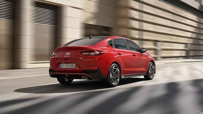 Hyundai i30 se začíná vyrábět v modernizované verzi