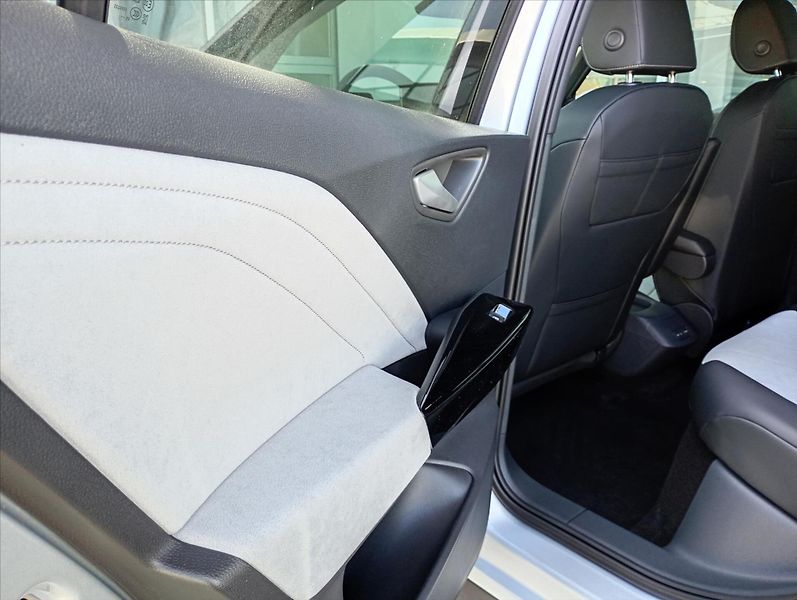 Volkswagen ID.3 (2025) Pro People 150 kW, 59 kWh - fotka 19 z 19