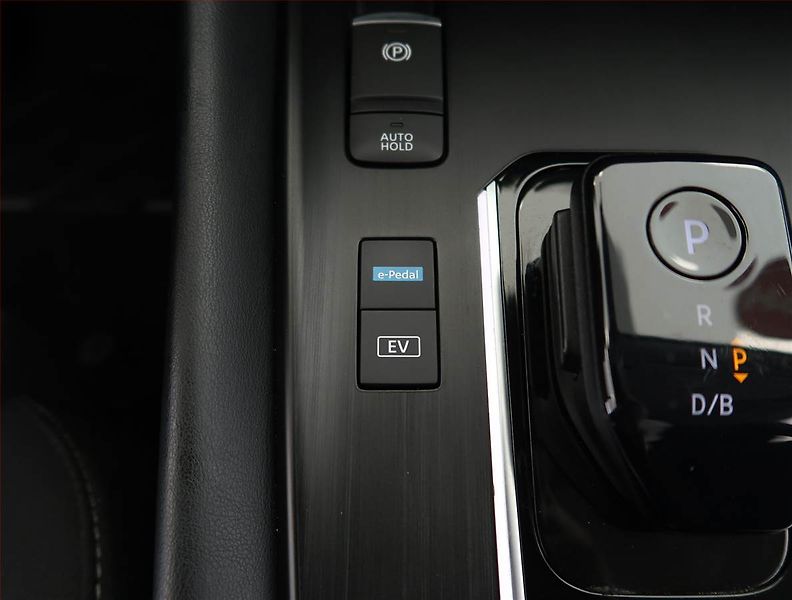 Nissan Qashqai (2024) N-Connecta 1.5 e-Power - fotka 21 z 23