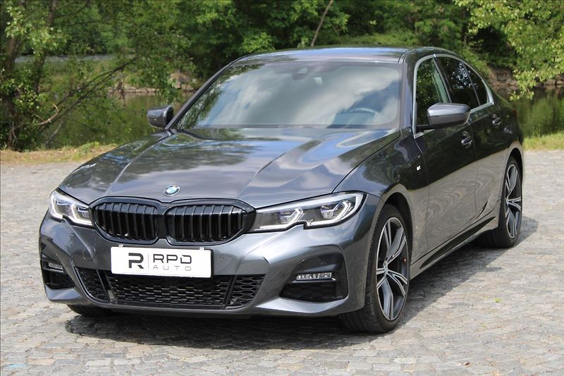 BMW Řada 3 320xd / M-PAKET / HUD / CZ - fotka 3 z 44