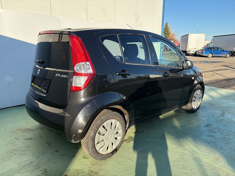 Suzuki Splash 1.0, 48kW, Klima, Výhřevy - fotka 2 z 16