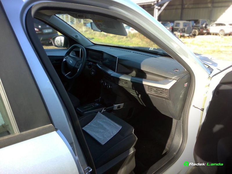 Opel Frontera (2024) LED, Navi, kamera, záruka - fotka 3 z 5