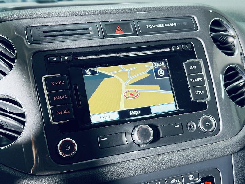 Volkswagen Tiguan (2013) 2.0TDI*4M*KAMERA*DSG* - fotka 25 z 32