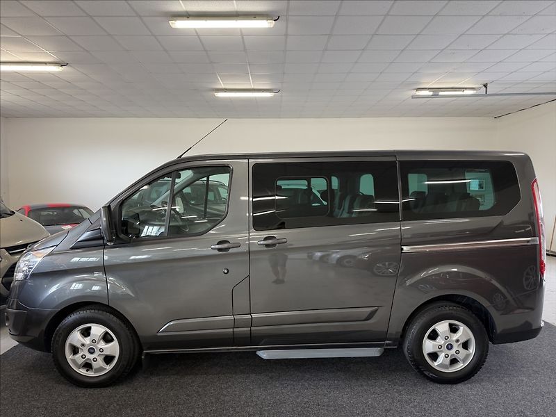 Ford Tourneo Custom 2,2 TitaniumX,114kW,1maj,po se - fotka 3 z 31