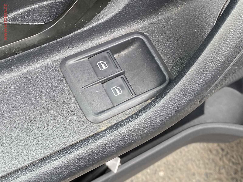 Škoda Roomster (2011) 1.2 TSi, Style, +kola - fotka 11 z 18