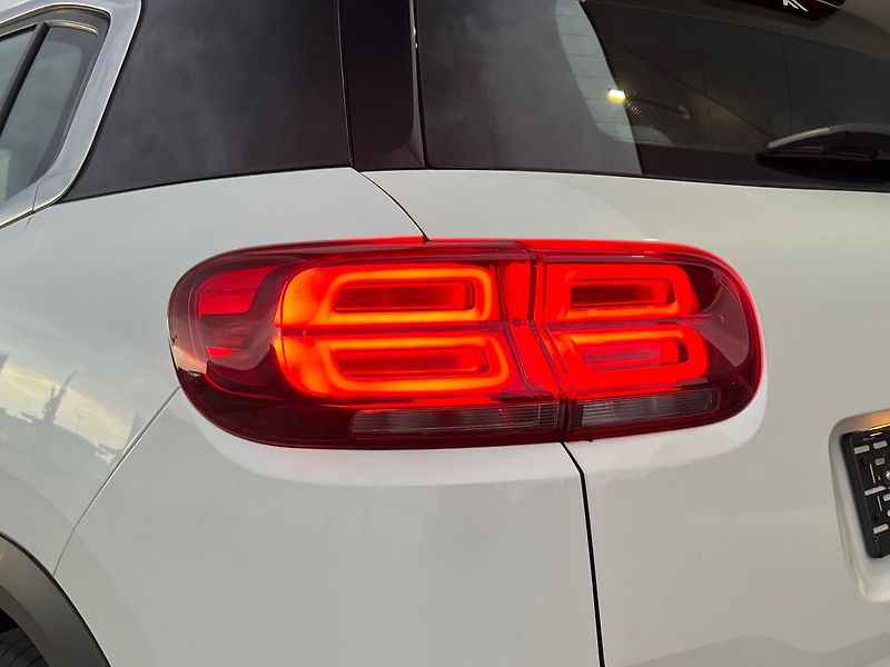 Citroën C5 Aircross (2019) 1.2 PureTech 96kW SHINE - fotka 11 z 49