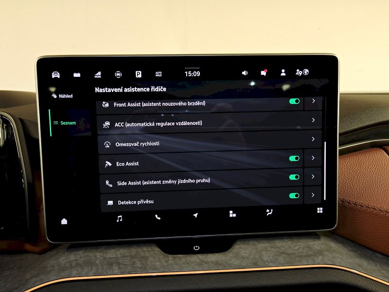 Škoda Kodiaq (2025) iV 1.5 TSI 150 kW DSG Exclusiv - fotka 13 z 34